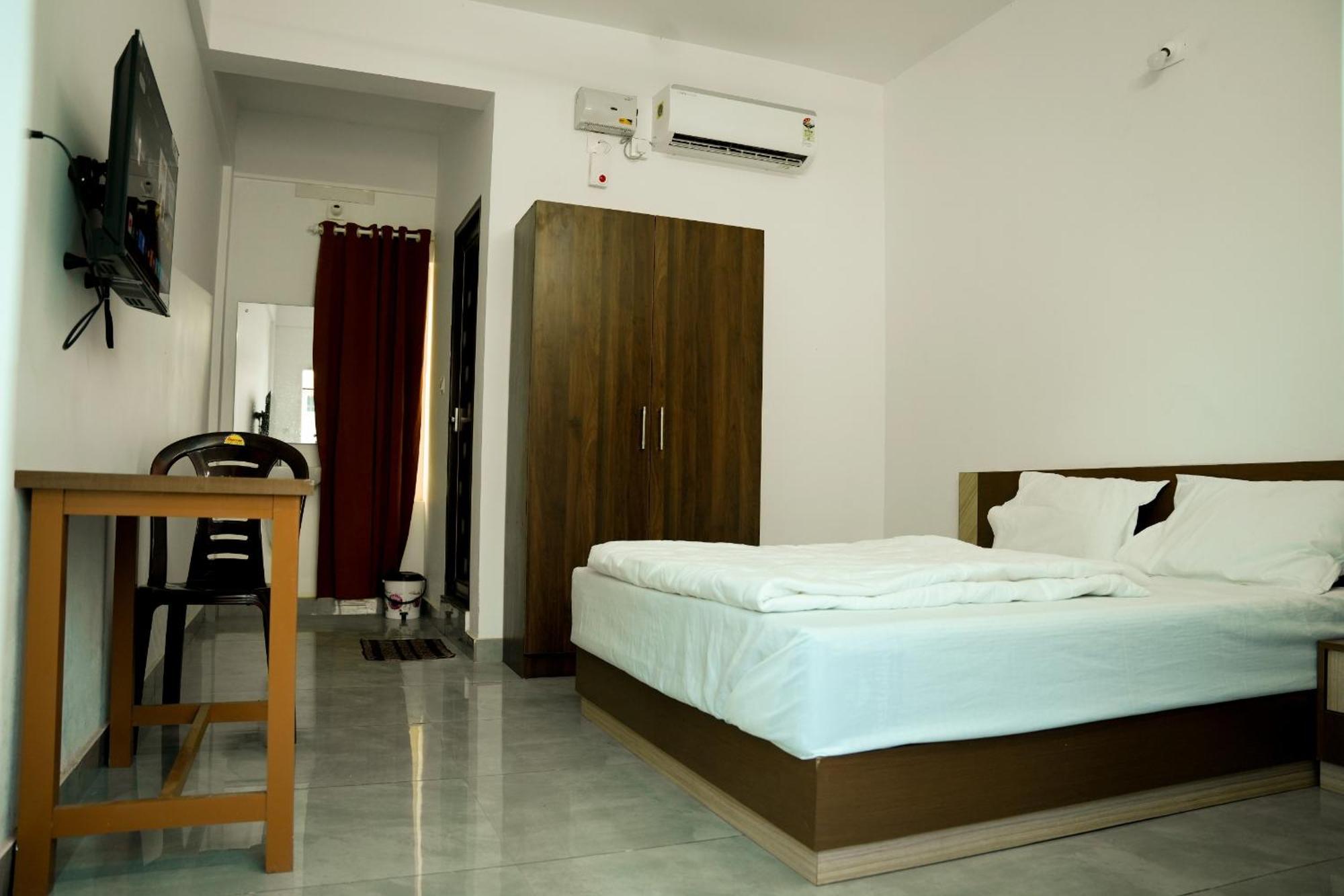 Jayalakshmi Residency Ξενοδοχείο Vaduvanchal Εξωτερικό φωτογραφία
