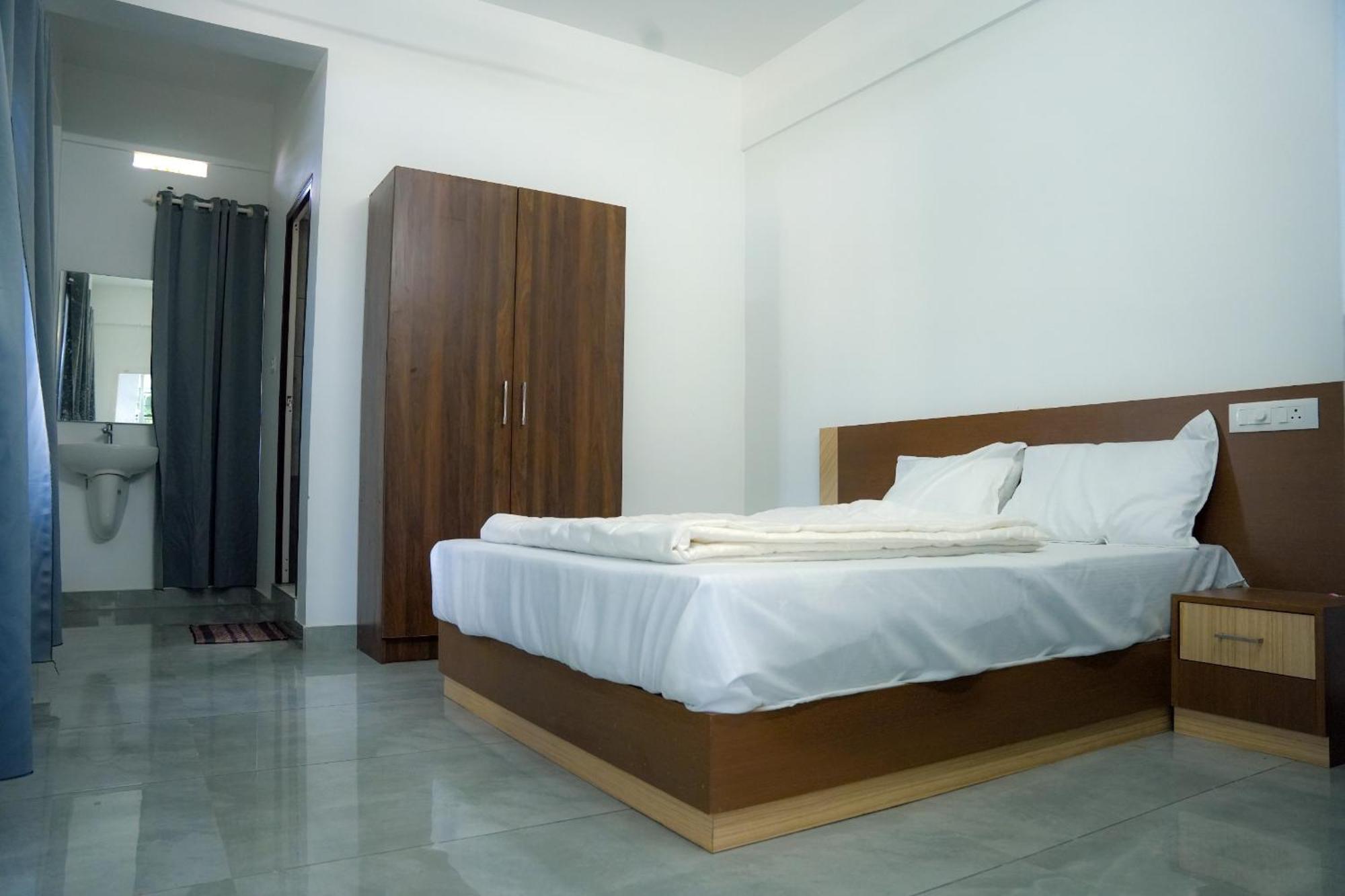 Jayalakshmi Residency Ξενοδοχείο Vaduvanchal Εξωτερικό φωτογραφία